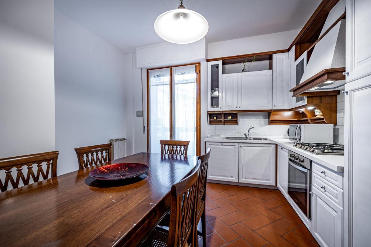 Apartment Yid Elegant With Garage Florenz